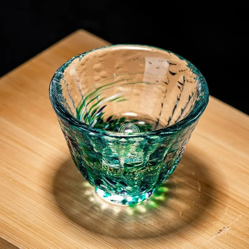 Tazza di Sake in stile giapponese bicchieri da Cocktail colorati piccoli bicchieri bicchieri da Shot creativi tazza da tè in vetro per birra fredda accessorio da cucina