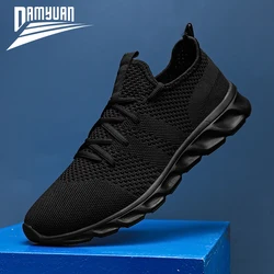 Zapatos de moda para exteriores para hombre, zapatos informales de talla grande 47, zapatillas de deporte de malla de alta calidad para verano, zapatillas deportivas ligeras y transpirables para hombre