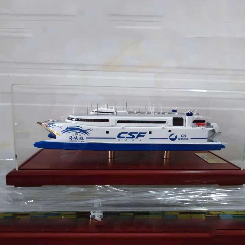 Ship Model Ornaments Strait Cruise Ship Model Decoration Collection Luxury Yacht Catamaran Ro-Ro Passenger Transport Ship