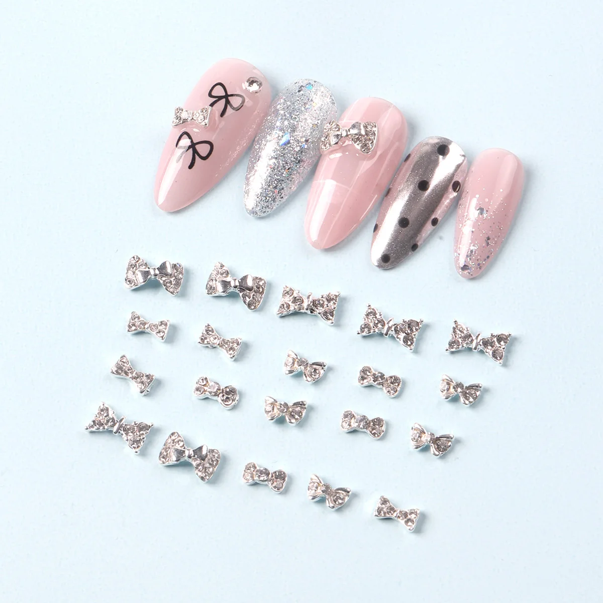 20 sztuk Mix kokardka ze stopu serce motyl Nail Art kokardka Charms akcesoria części do Manicure Doecr śliczne ozdoby do paznokci