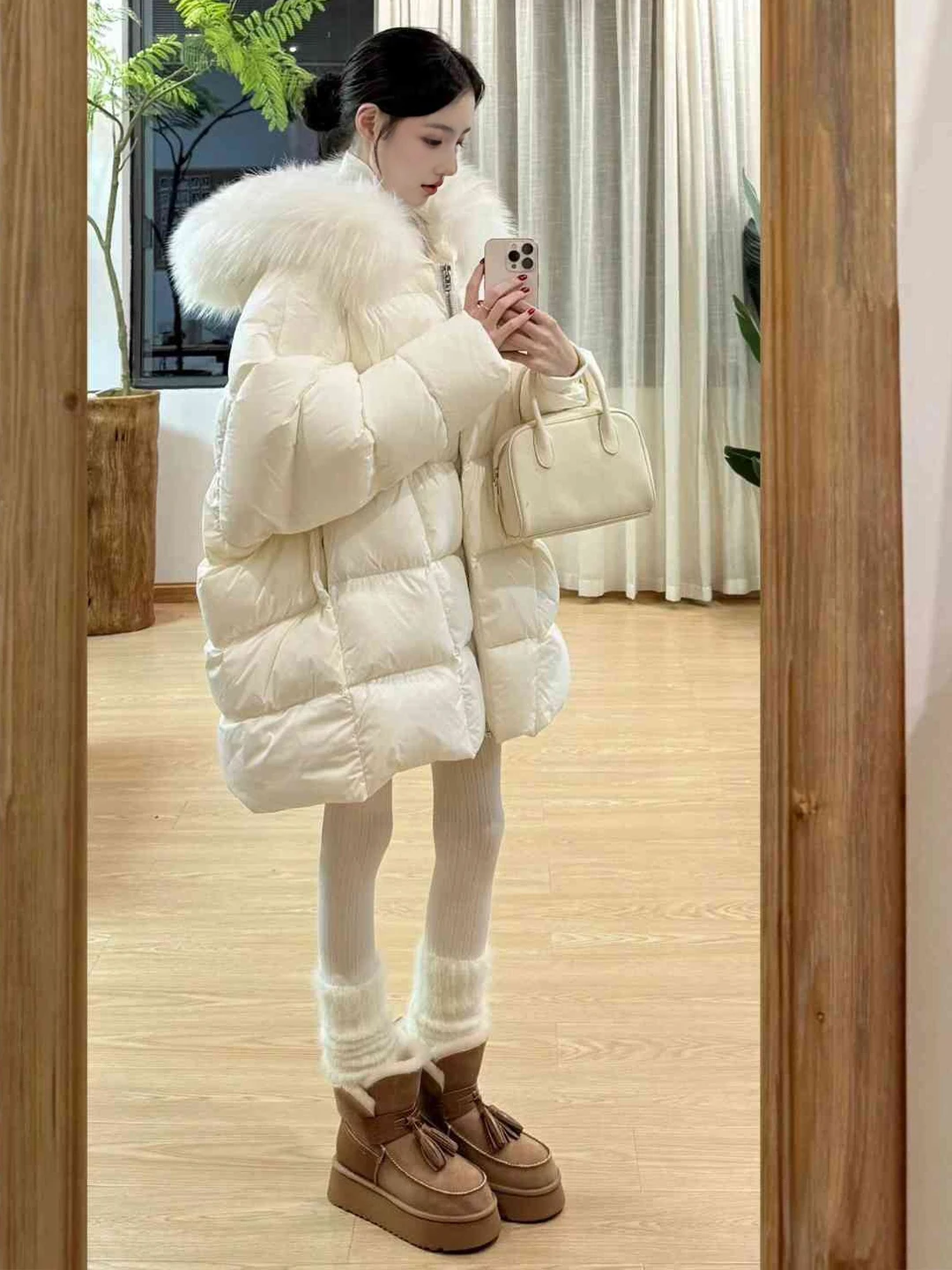 

Korean Style White Fur Collar Mid-Length Cotton Jacket Quilted Outerwear Fashionable Unique Beautiful Winter Coat for Women