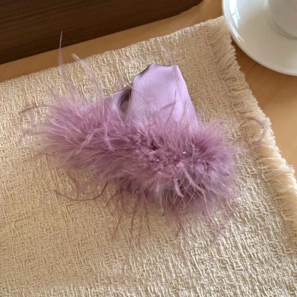 

Elegant Satin Triangle Shark Clip Korean Style Multi-layered Fluffy Feather Hair Claw Solid Color Plastic Women Hairgrips Party