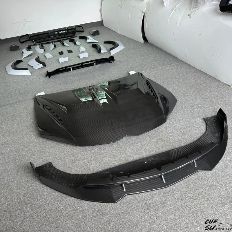 High Temperature and High-pressure Process Manufacturing of Dry Carbon Fiber Car Kit for Lamborghini URUS S Upgrade 1016 Style