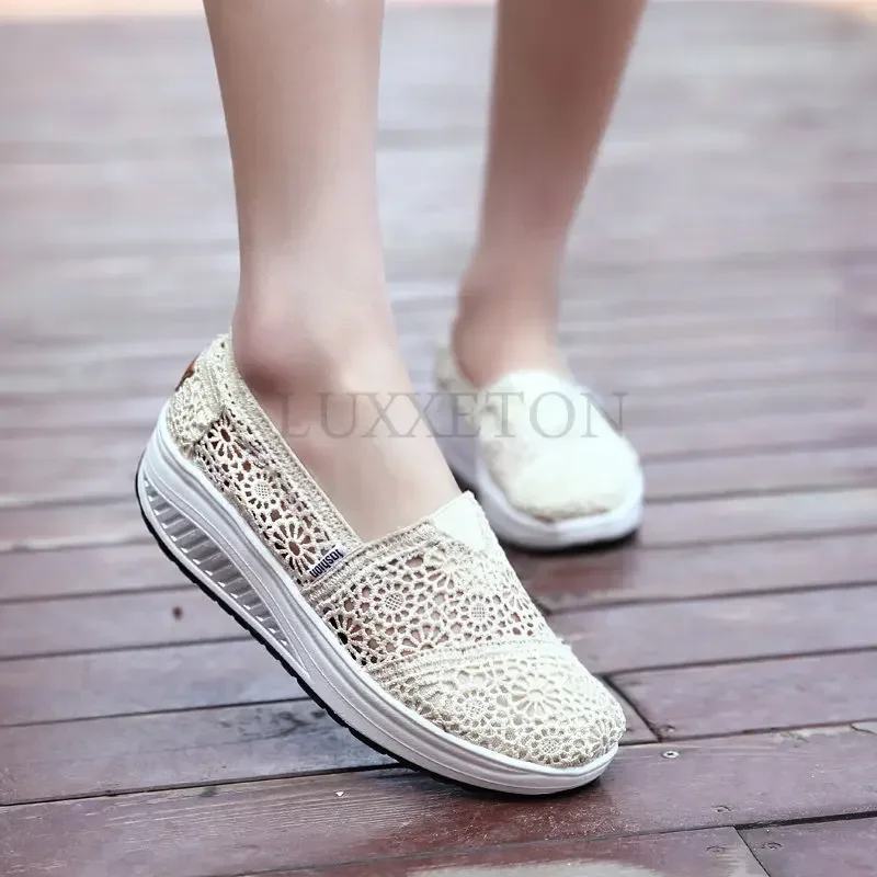 Women Mesh Shoes New Trend Autumn Female Cool Net Shoes Breathable Lace Shake Women Footwear Casual Shoes Mom Shoe