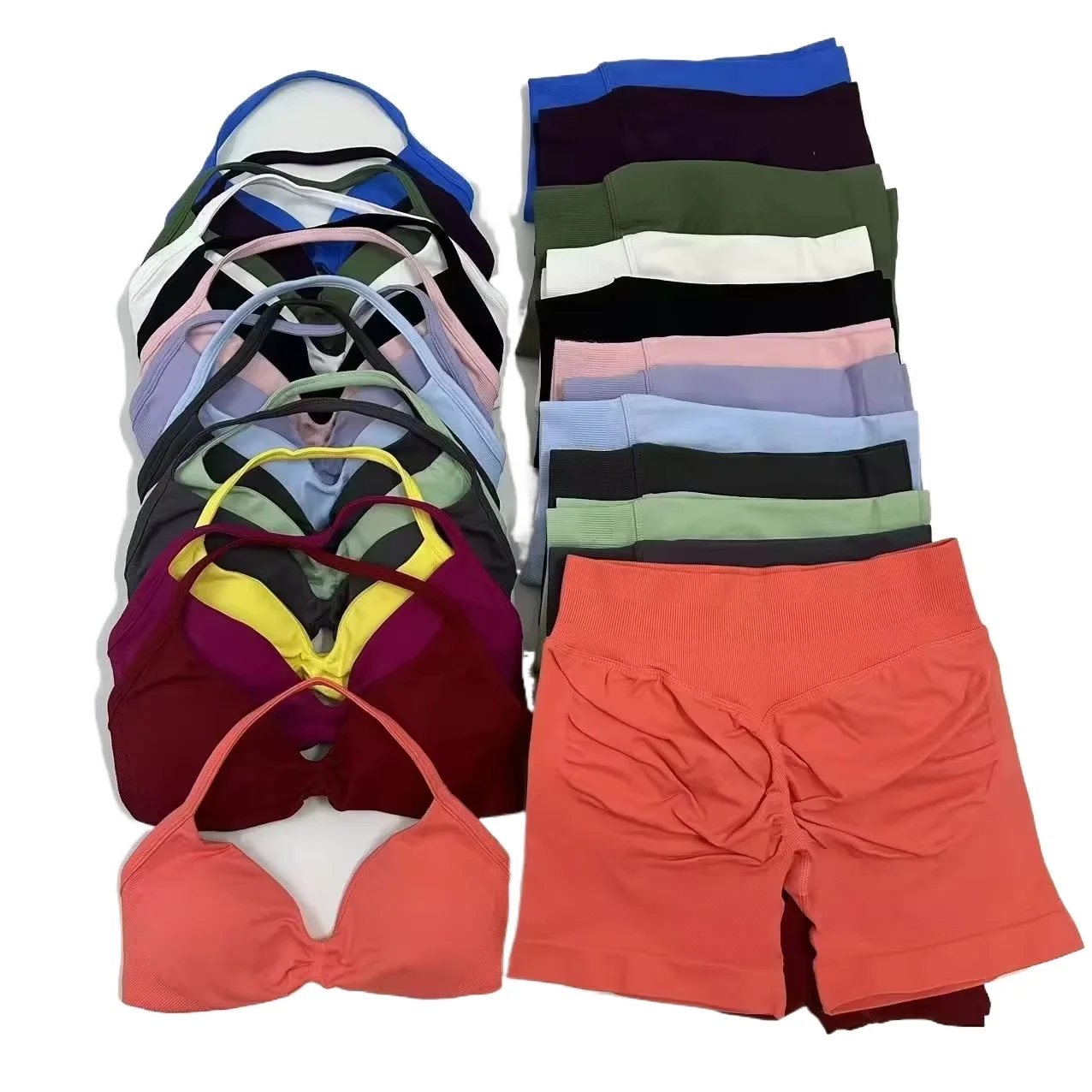 

2Pcs Women's Gym New Women's Creased Yoga Dress Vest Three-piece Seamless Hip-lifting Three-inch Pants Yoga Shorts