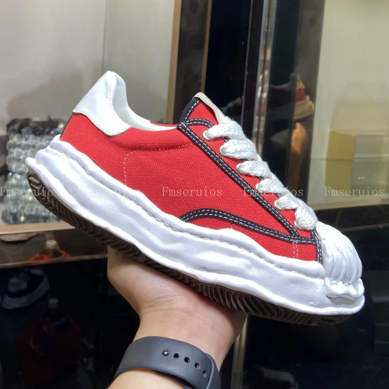 

Men Women Casual Shoes Sneakers Round Toe Lace Up Thick Sole Canvas High Quality Irregular Fashion Design Walking Shoes