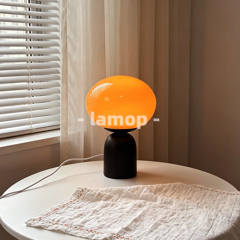 Milky Warm Oval Pebble Short C - огляд і ціна Commercial Kitchen Prep Table