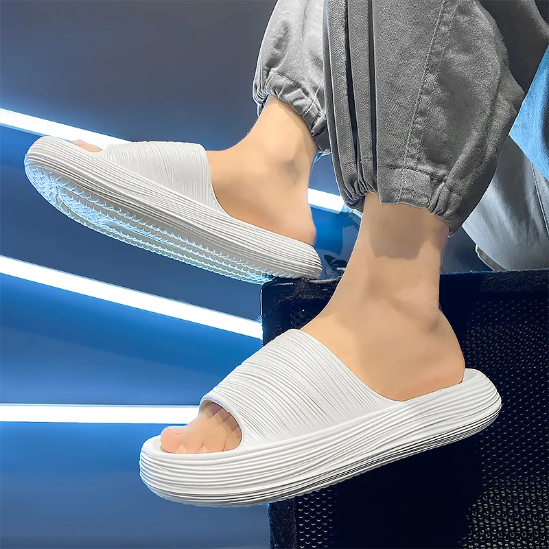 New large-sized EVA sandals for both men and women, fashionable and casual beach summer fashionable and lightweight men's shoes