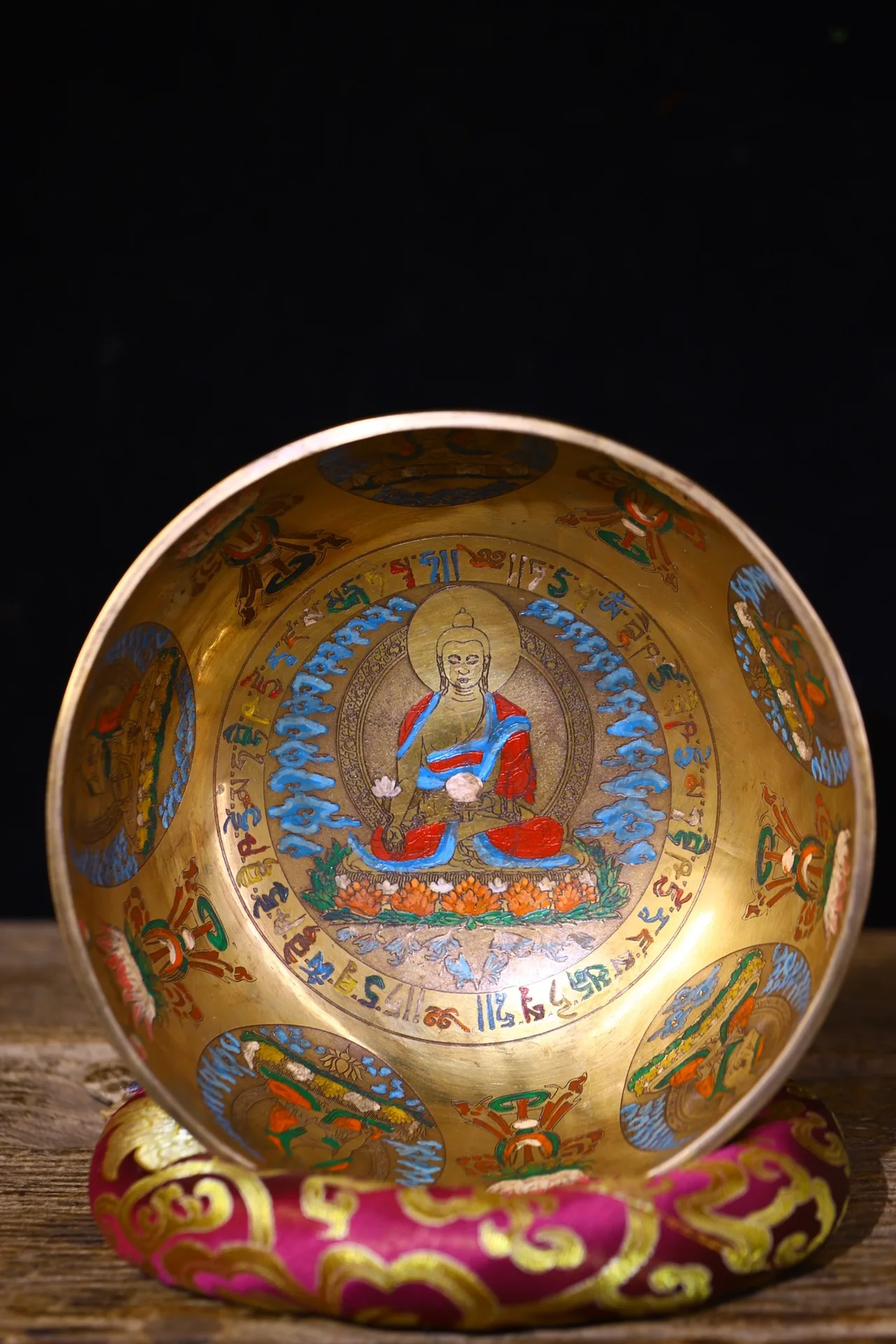 

8"Tibetan Temple Collection Old Bronze Gilded Painted Medicine Buddha Buddhist Music Bowl Chanting Bowl Amulet Worship Hall