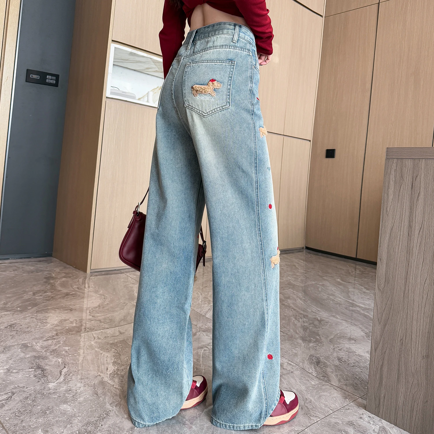 Jeans larghi a gamba dritta con cane ricamato in stile coreano Pantaloni lunghi in denim dal design alla moda da donna