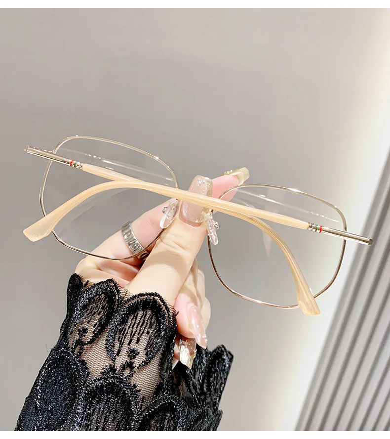 0,5 -0,75 -1,25 Photochrome Myopie-Brille, goldener Rahmen, Anti-Blaulicht-Schutz, Business-Brille mit flachem Licht, große Rahmenlinse – Detail 14
