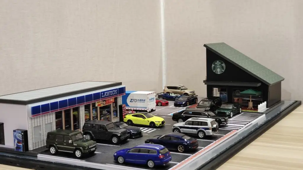 Car Model Scene Garage 1:64 Coffee Shop Supermarket With Lighting Architectural Ornaments Photo Props Diorame