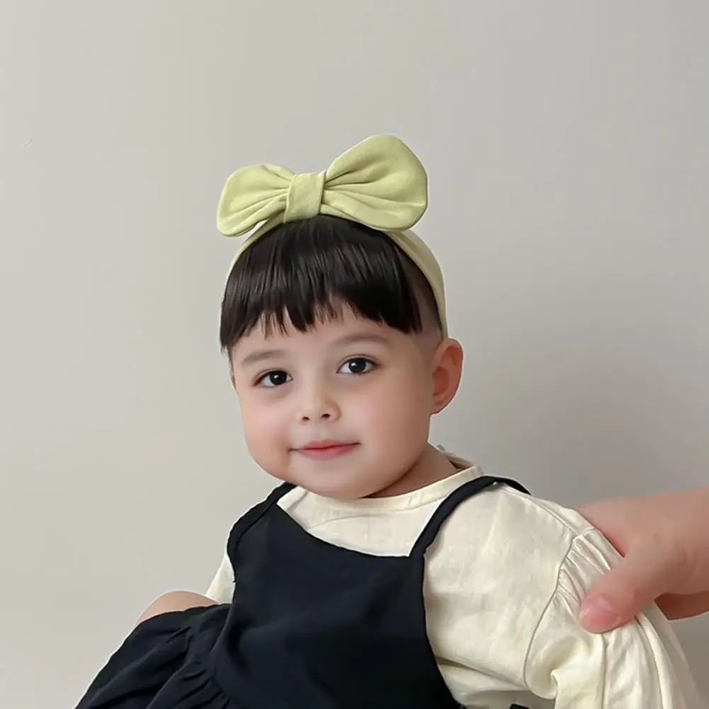 

Baby Headwear Realistic Baby Wig Headband with Bow Design Secure Elastic Strap Simulated Hair Material for Infants for Babies