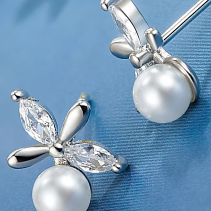 2026 Solid 925 Sterling Silver Woman's Gift Jewelry New Trendy Crystal Cross Pearl Stud Earrings