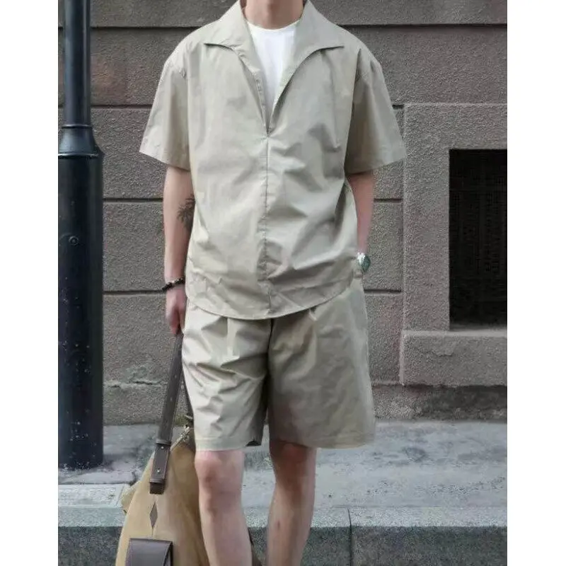 British Style Men's Sets Lapel T-shirts+shorts Solid Color Two-piece Set Loose Casual Short Sleeved Pullover Tees Men Clothing
