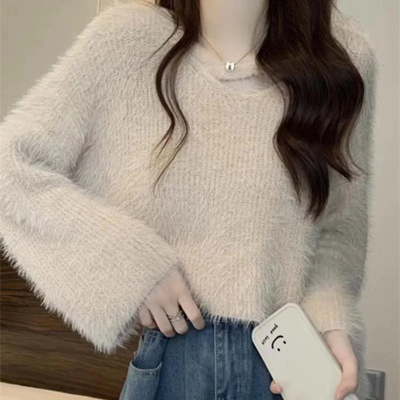 Imitation Mink Fur Soft And Sticky Knitted Sweater, Women's Long Sleeved Lazy Style Design, Autumn New Loose Short Top