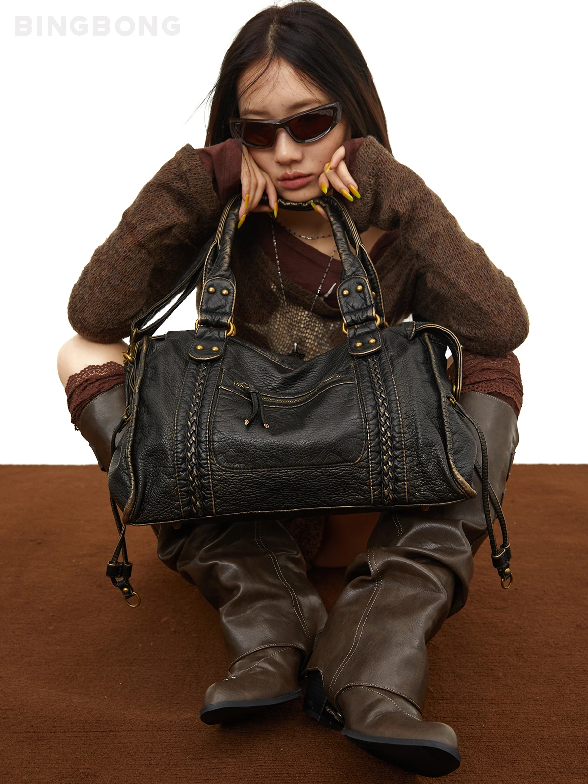 

French retro locomotive bag, shoulder messenger bag, tote large-capacity bag.