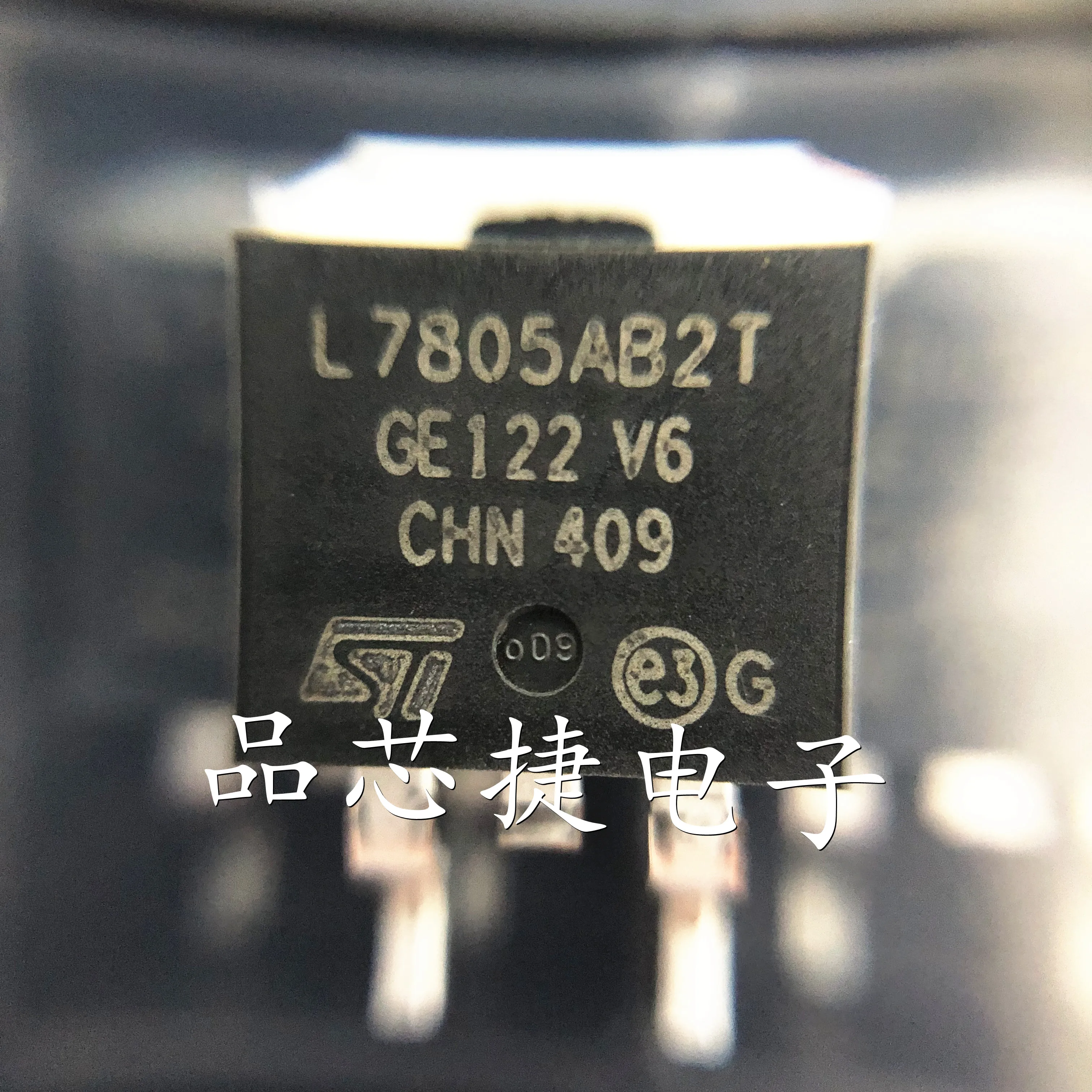 10pcs/Lot L7805ABD2T-TR Marking L7805AB2T TO-263 D2PAK Three-Terminal Positive Voltage Regulator IC