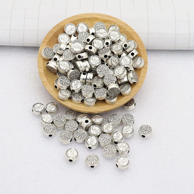 50 Teile/los Katholischen Christian Jesus Perforierte CSPB ERSCHEINT St. Benedict 0,9 cm Runde Perlen Religiöse DIY Rosenkranz Halskette Teil Zubehör – Detail 2