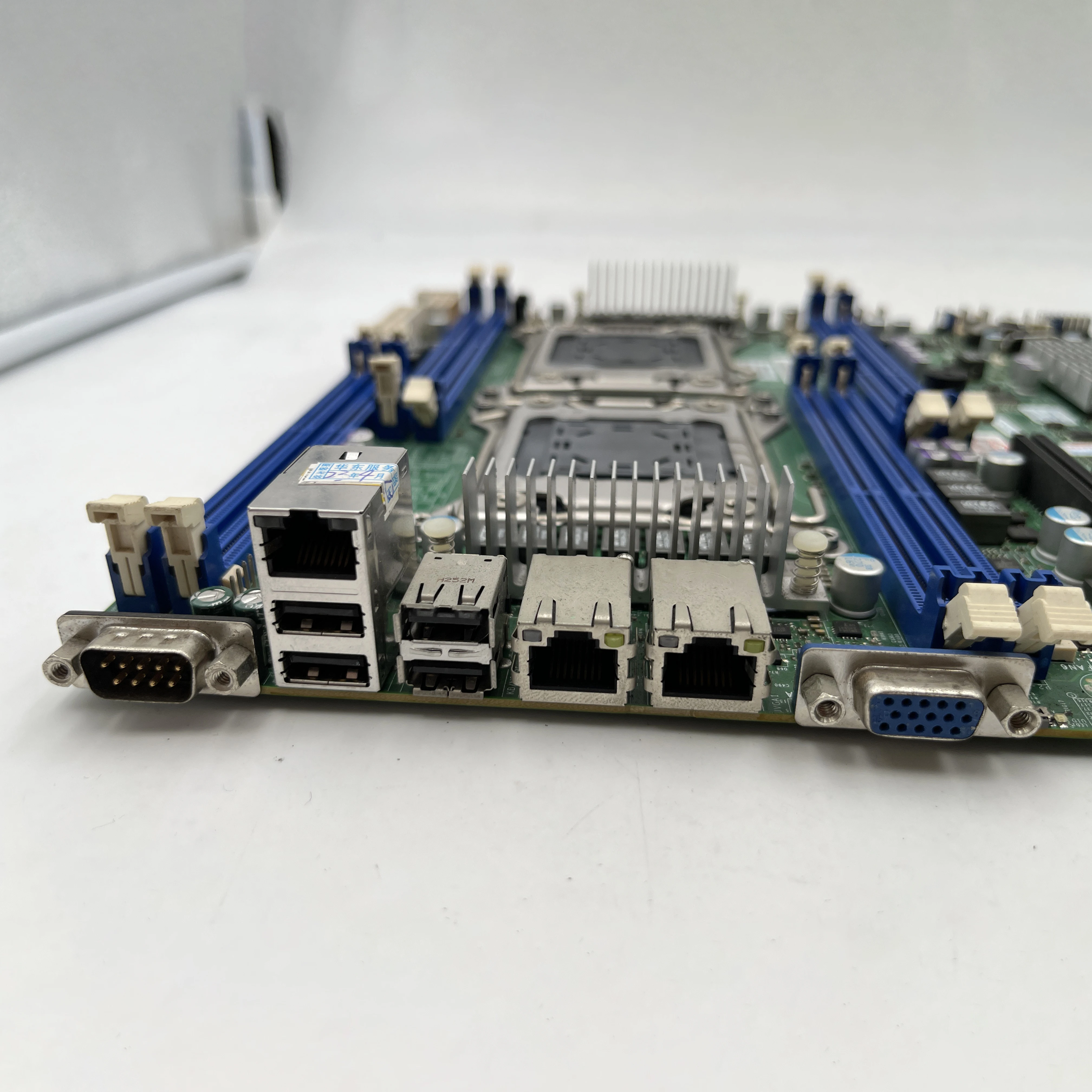 X9DRL-3F LGA 2011 C606 DDR3 Xeon E5-2600 and E5-2600 v2 Family PCI-E 3.0 2-Way Server Motherboard