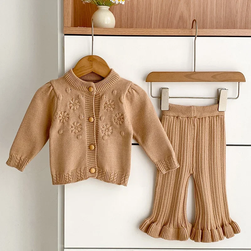 

Children Clothes Knit Suit Embroidery Knitted Cardigan+Bell-bottoms Autumn Infant Knitted Suit Baby Girls Knitted Clothing Set