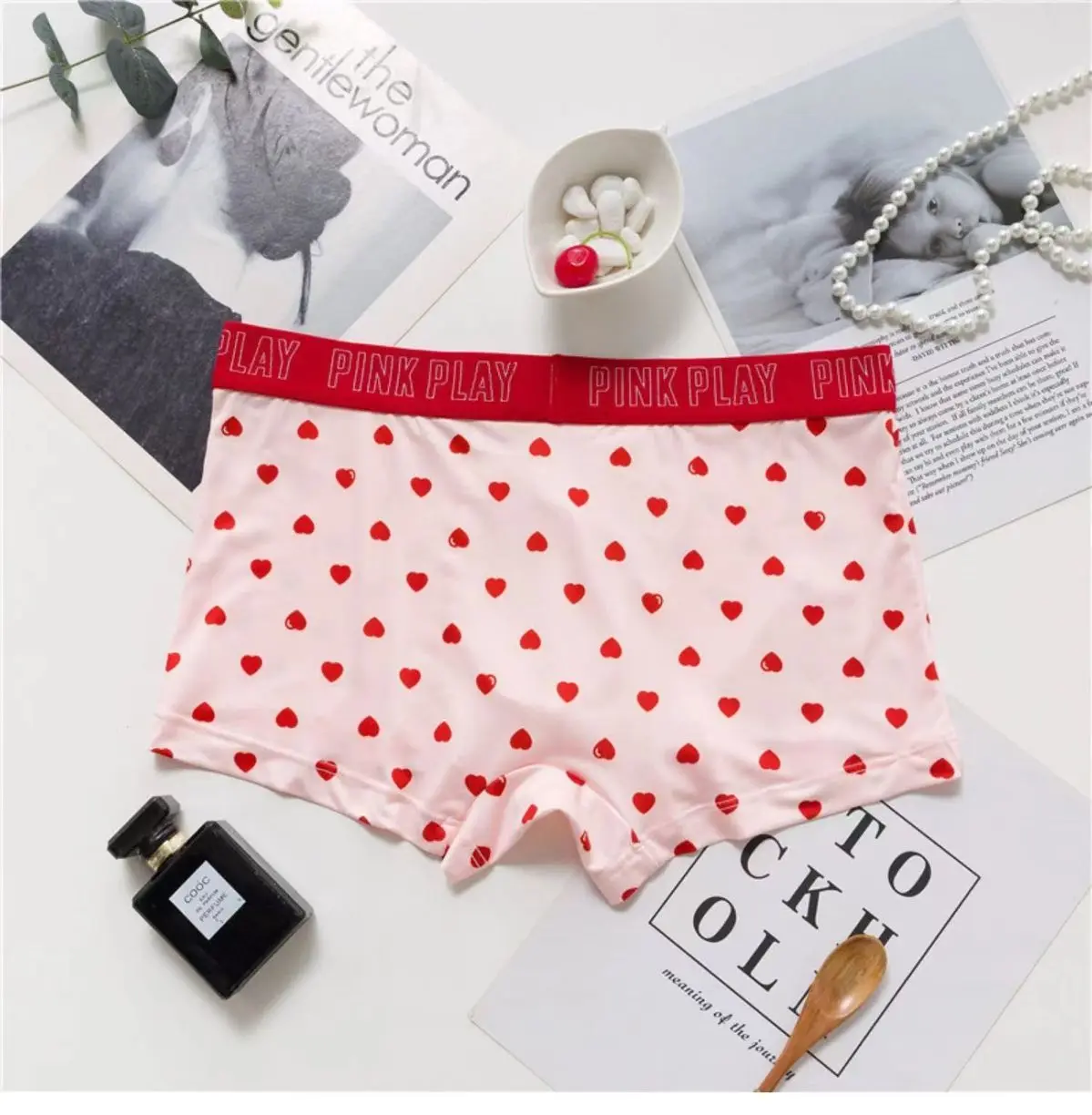 الوردي خطوط الحفلات القلب الحلو الدانتيل تنحنح رجل ملخصات BF هدية LGBTQ مجموعة حفلة خاصة عرض حي الملاكم ملابس داخلية قصيرة Harajuku