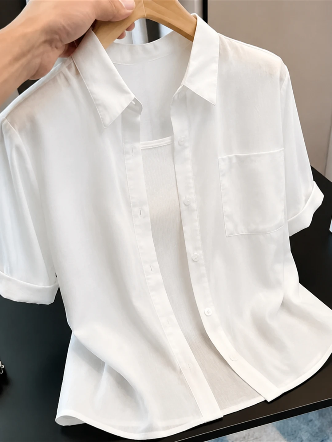 

Loose Short Sleeve Women's Shirt Commute Style Korean Version Slimming Fashion Single Button Casual Workwear Summer 2026