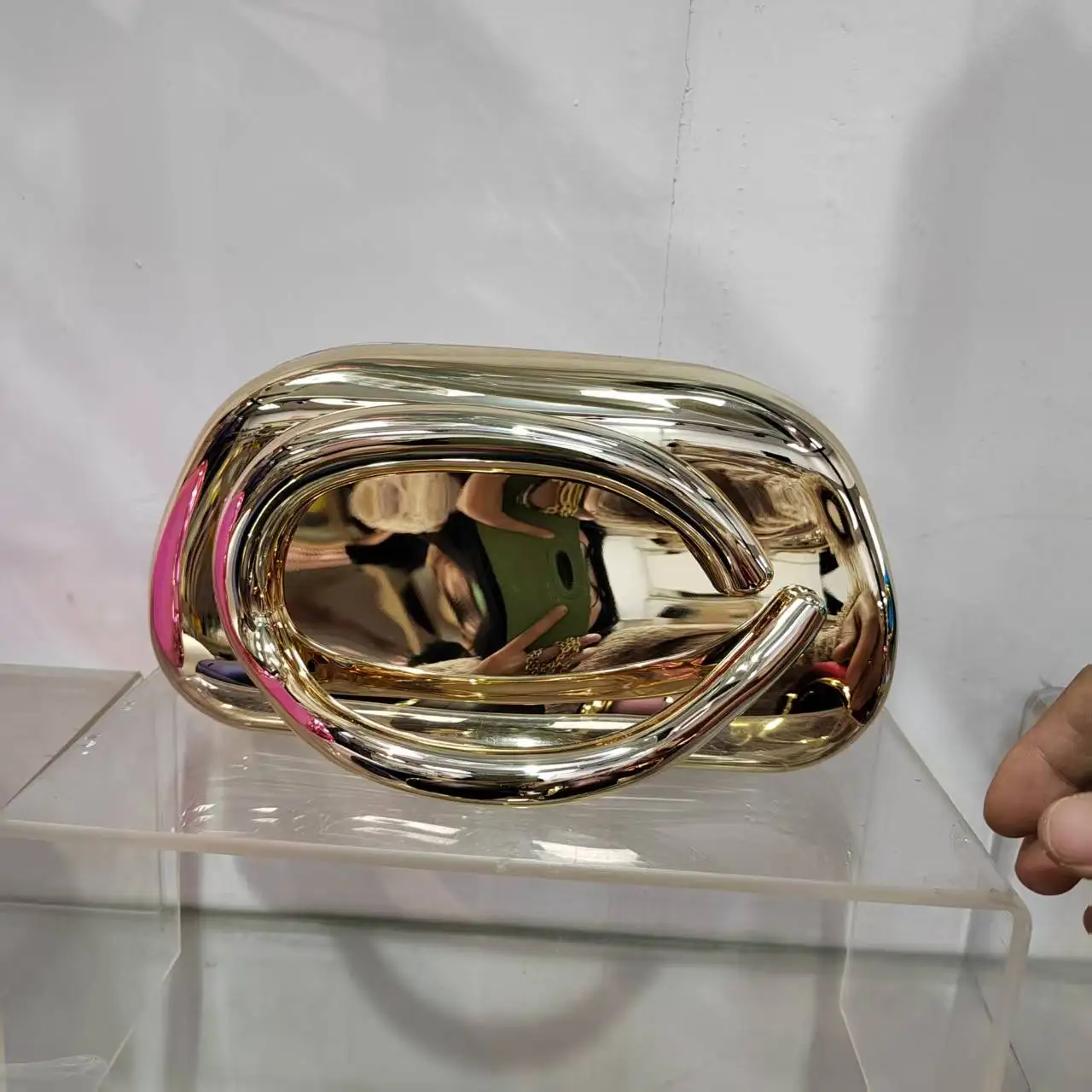 2025 春夏の新エレガントなメタリックスタイリッシュな女性ボックス財布クラッチ財布バッグバッグイブニング財布