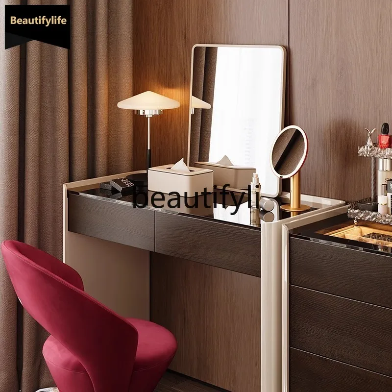 B67 Italian Minimal…