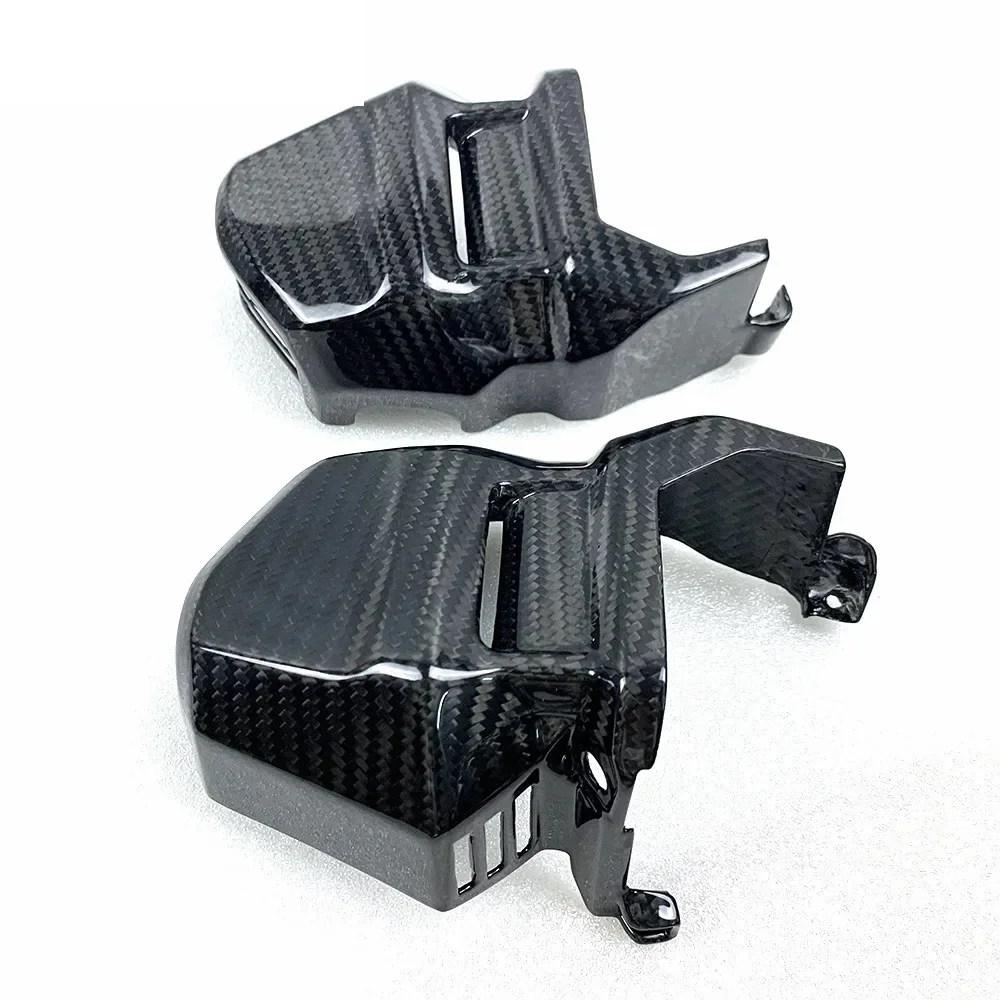 AKOSO 3K Carbon Fiber Engine Covers for Honda CB650R/CBR650R - usage example