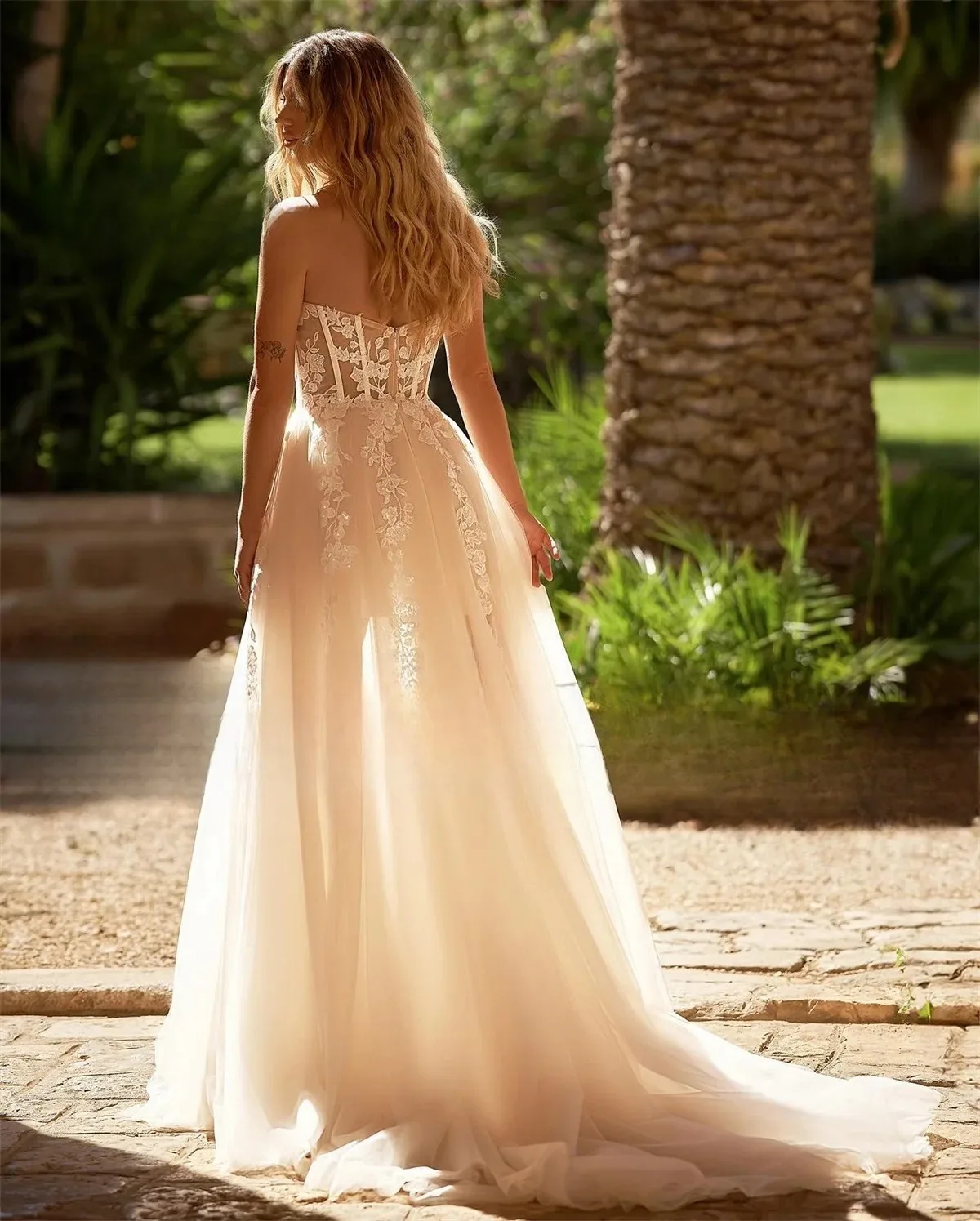 Modern Strapless Wedding Dresses for Women Pleat A-line Lace Appliques Bridal Gown Vestidos De Noiva Customized