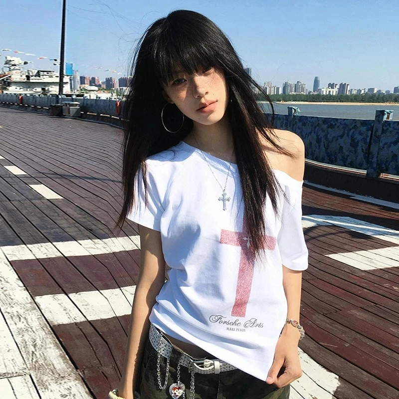 

2025New Gothic Print Graphic Tops Loose Off Shoulder Short Sleeve Tshirt Y2k Vintage Comfort Tops American Retro 90s Grunge Tees