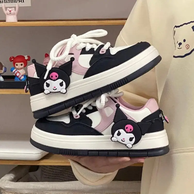 

Kuromi Girls Bread Shoes Sanrio Туфли на толстой подошве Новый стиль Модная популярная обувь Осенние туфли для хлеба Студенческая универсальная обувь