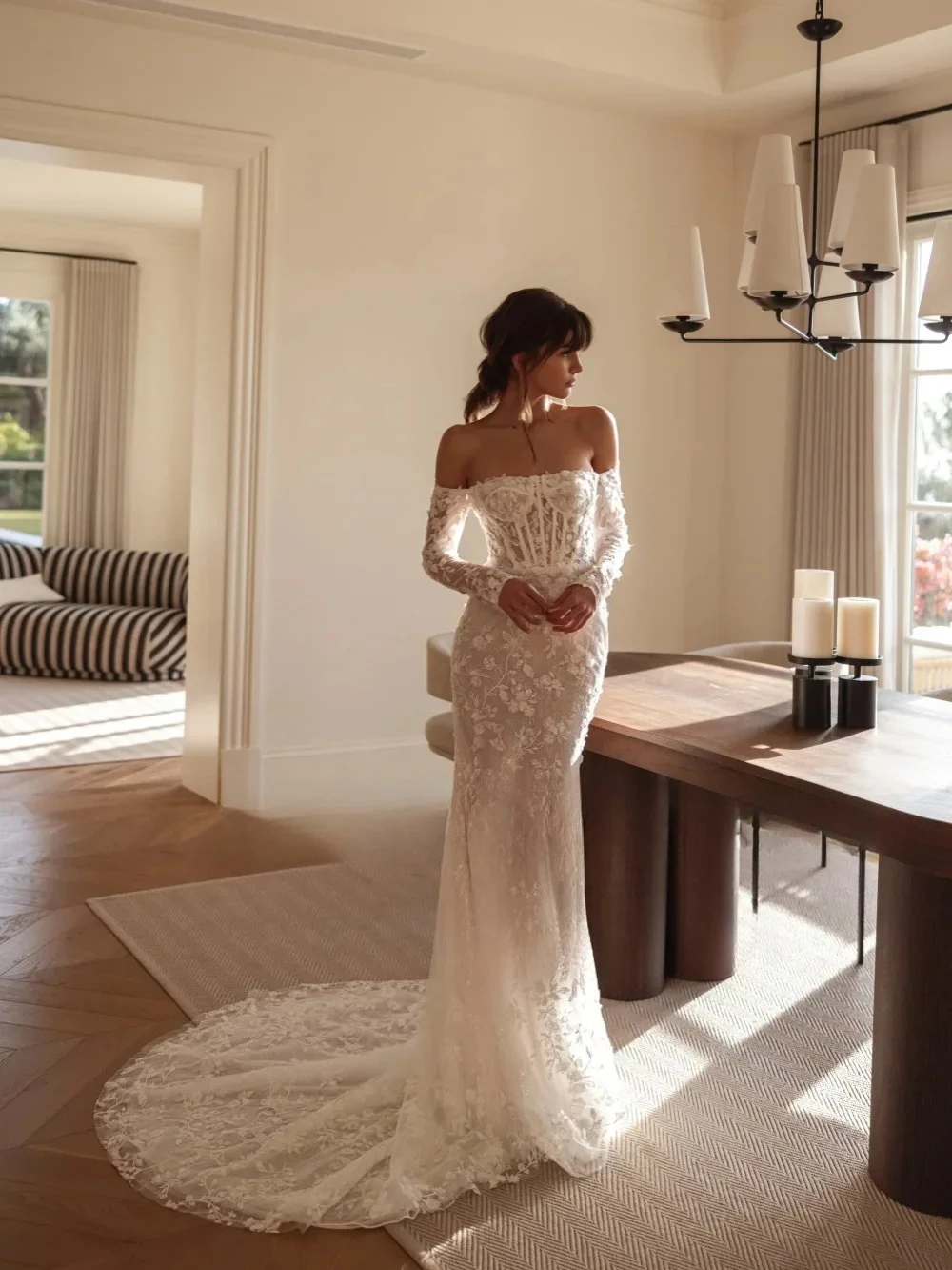 Customized Romantic Lace Floral Detachable Fitted Mermaid Bridal Gown Exquisite Flowery Embroidery Graceful Wedding Dresses