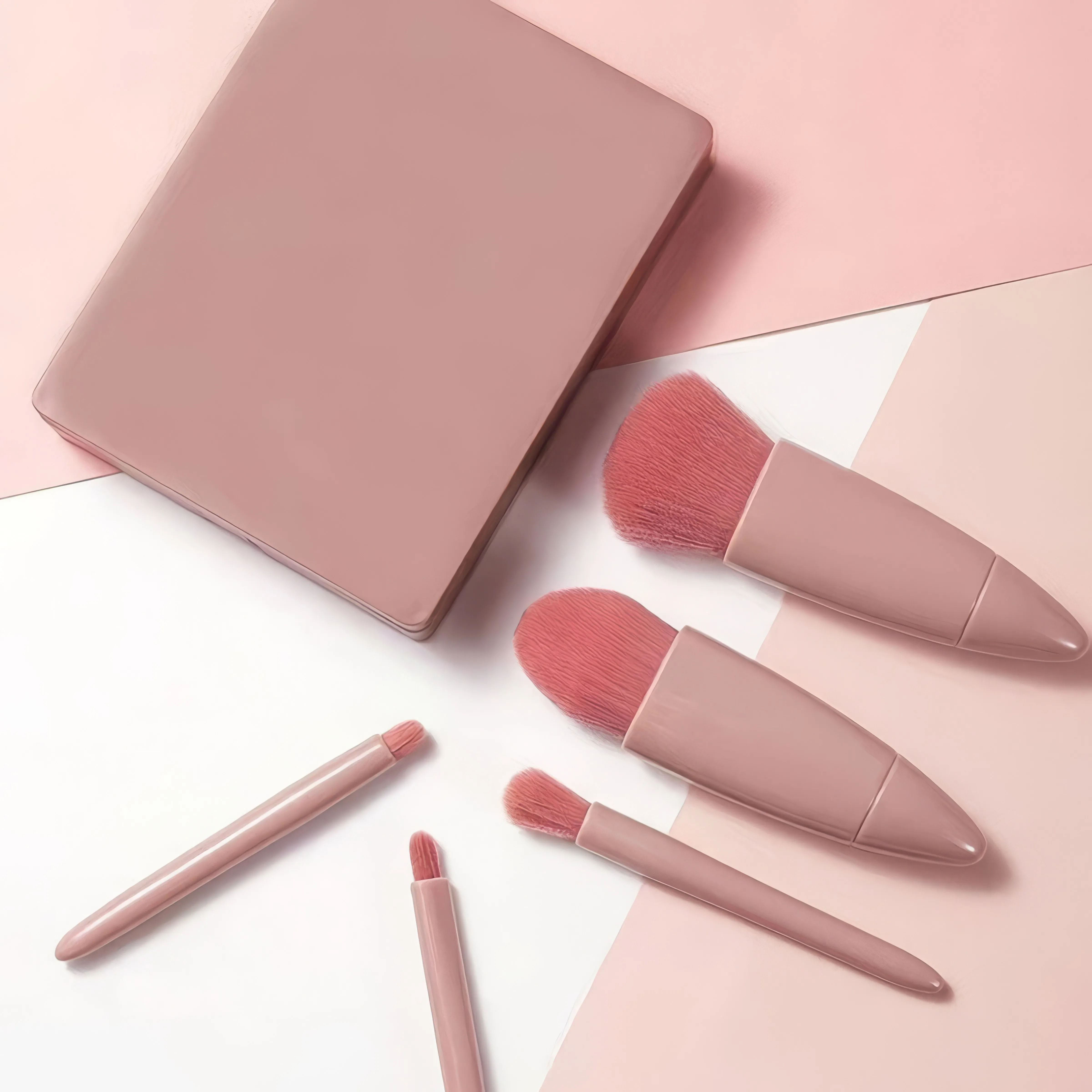 

Portable Pink Makeup Brush Kit 5PCS Compact With Mirror Soft Bristles Blush Eyeshadow Foundation Beauty Tools