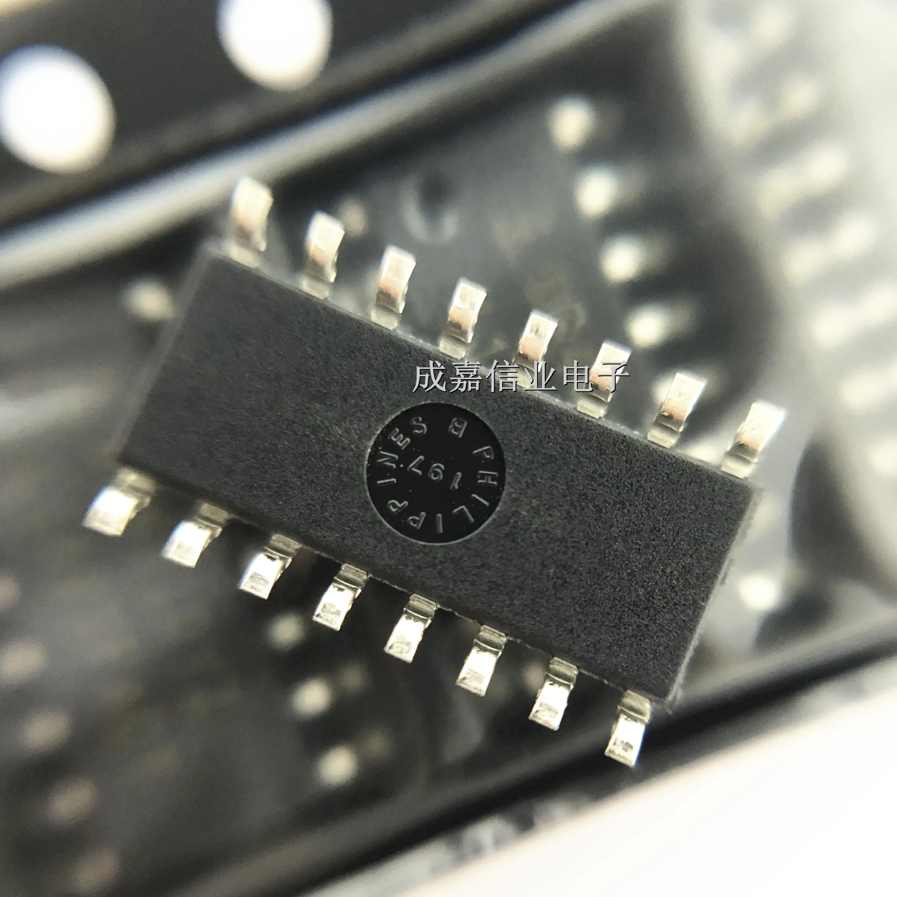 10PCS/Lot DG401DYZ-T SOP-16 DG401DYZ Analog Switch ICs 2 Channel Operating Temperature:- 40 C-+ 85 C