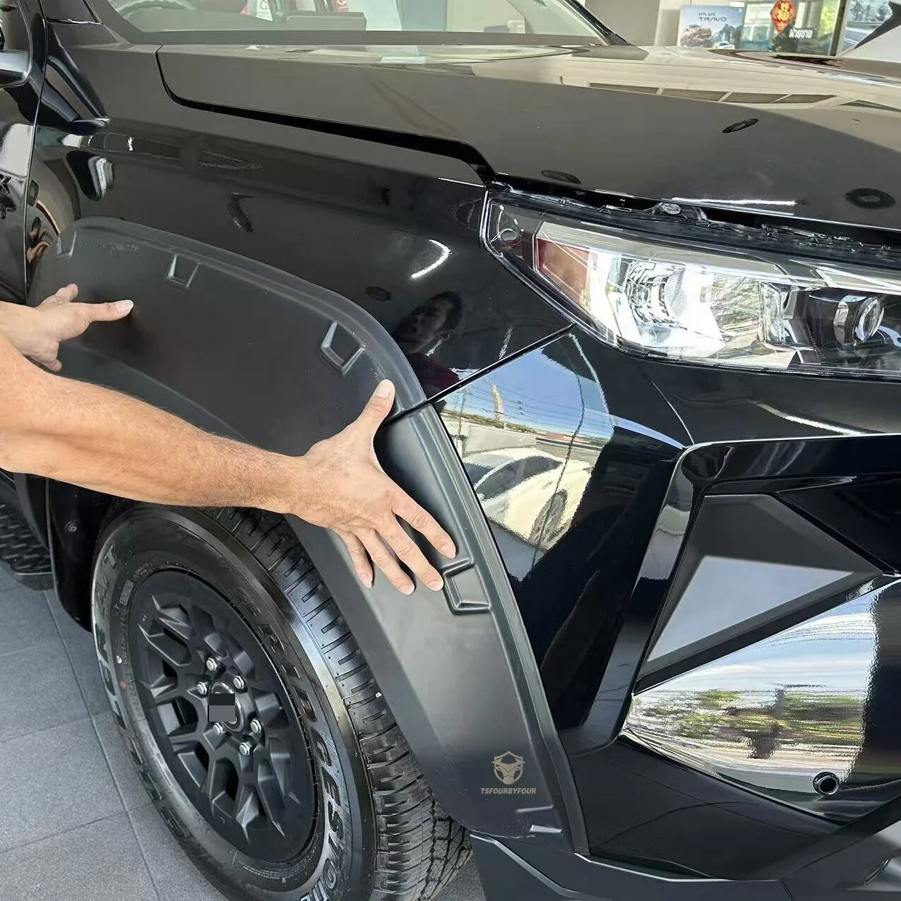 Pickup Truck Body Conversion Kit ABS Large Wheel Arch Cover Big Fender Flare with Decoration Bolts for Hilux Travo 2026
