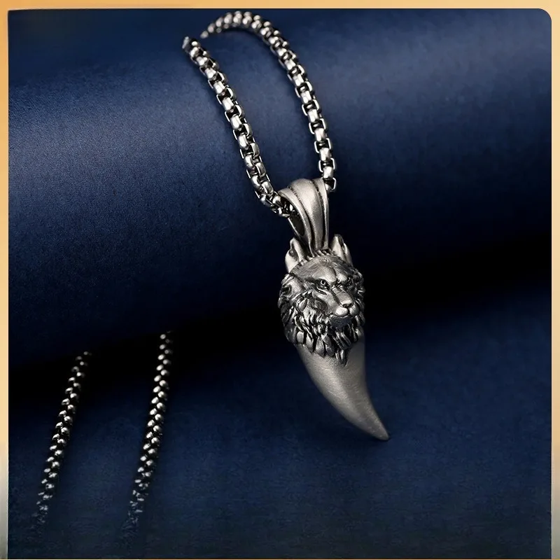 Men Hip‑Hop Wolf Tooth Necklace European Style Stainless Steel Wolf Head Pendant Personality Male Jewelry Gift