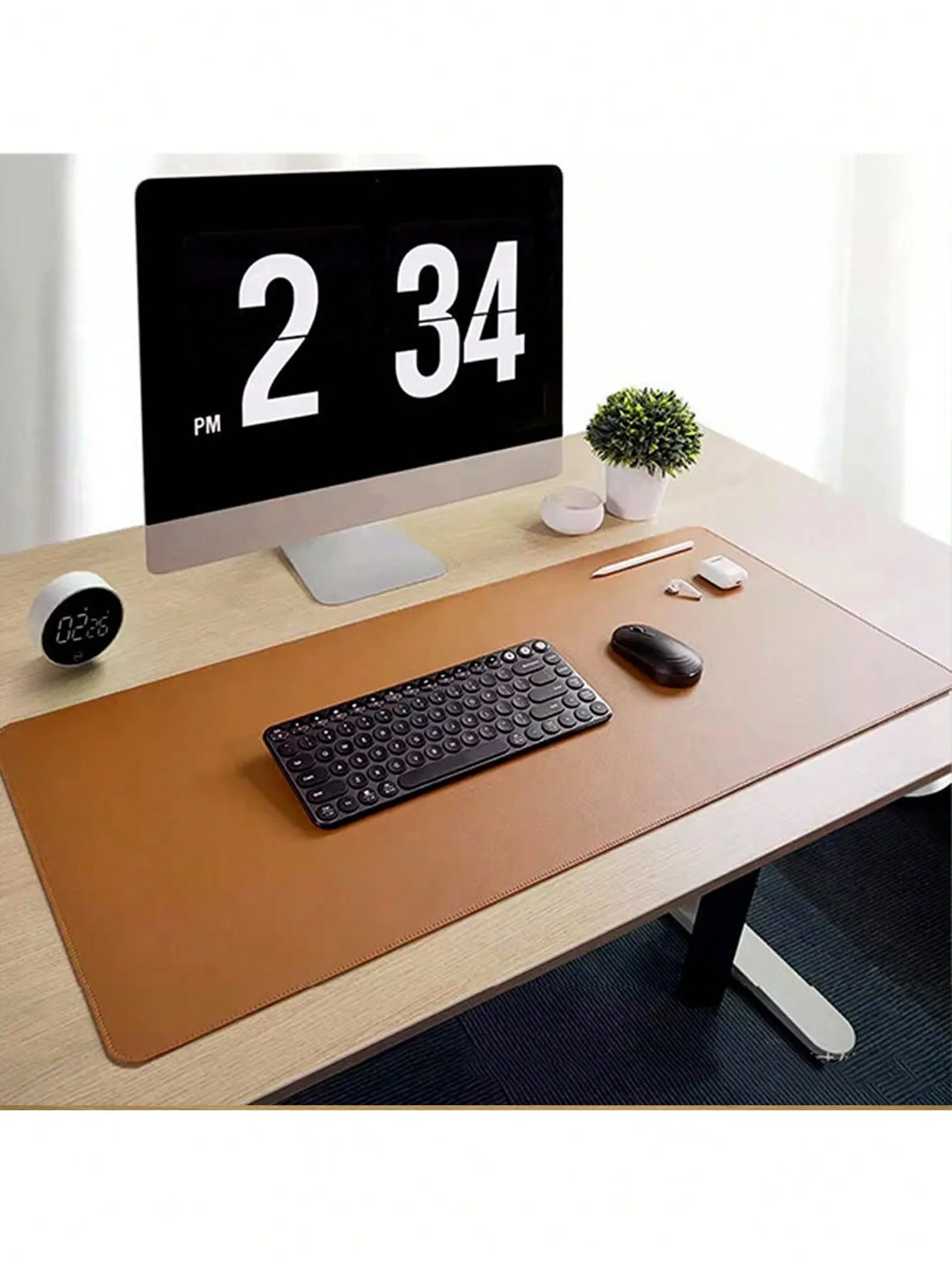 

A Hand-Sewn Edge, Extra-Large Size Genuine Leather Touch Mouse Pad, Desktop Office E-Sports Mat, Anti-Slip And Waterproof, Suitable For Study Desks And Leather Pads.