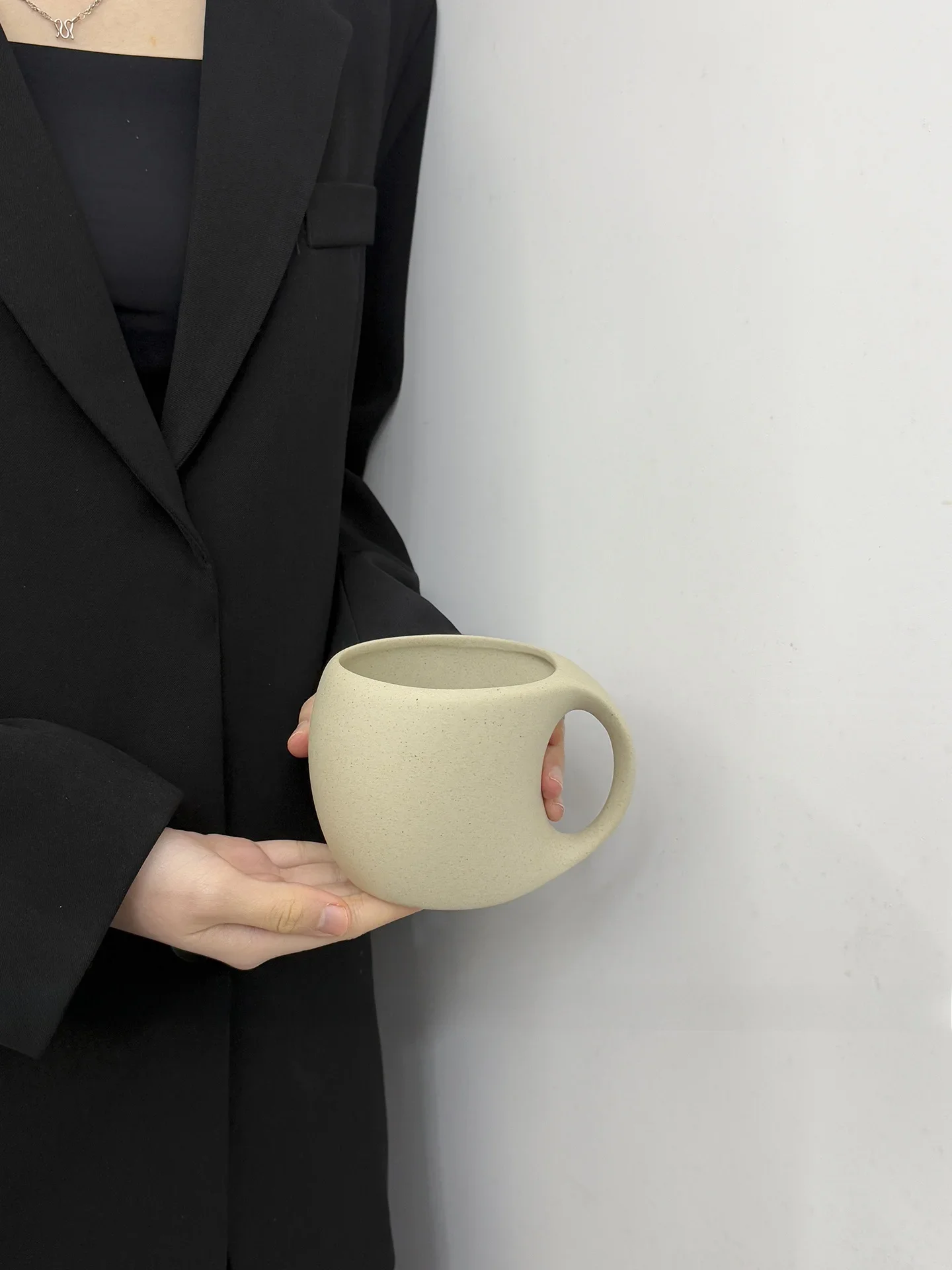 Minimalist High-End Ceramic Coffee Cup Japanese Afternoon Tea Water Cup Attractive Value-for-money Gift Item without Lid Handle