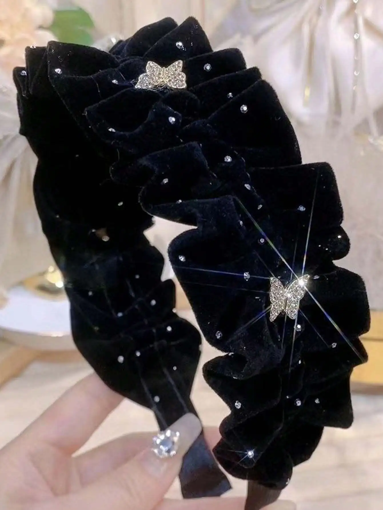 

1pc New Style Velvet Folded Headband With Lace, Vintage Rhinestone Decor Butterfly Detail For Teenage Girls, Discounted