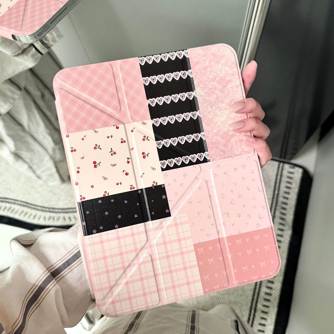 Cute Pink Grid Floral Love Girl Y2K Tablet Case For iPad Pro 11 12.9 13 A16 M2 M4 M3 M5 5/6/7/8/9/10/11th Mini Air 3 4 5 6 Cover