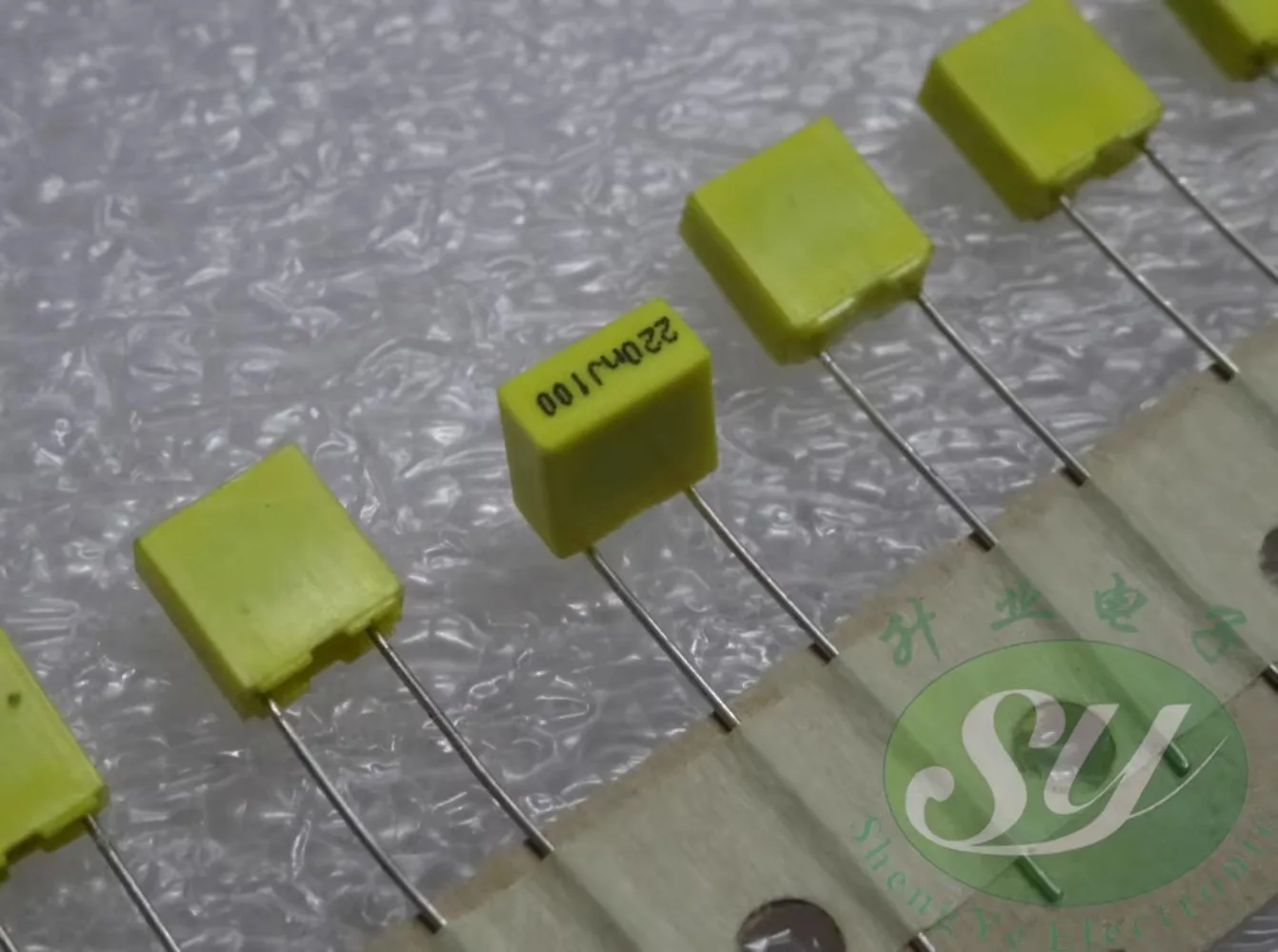 

20PCS AV R82 0.22uf/100V 220nf u22 224 New 5MM film capacitor