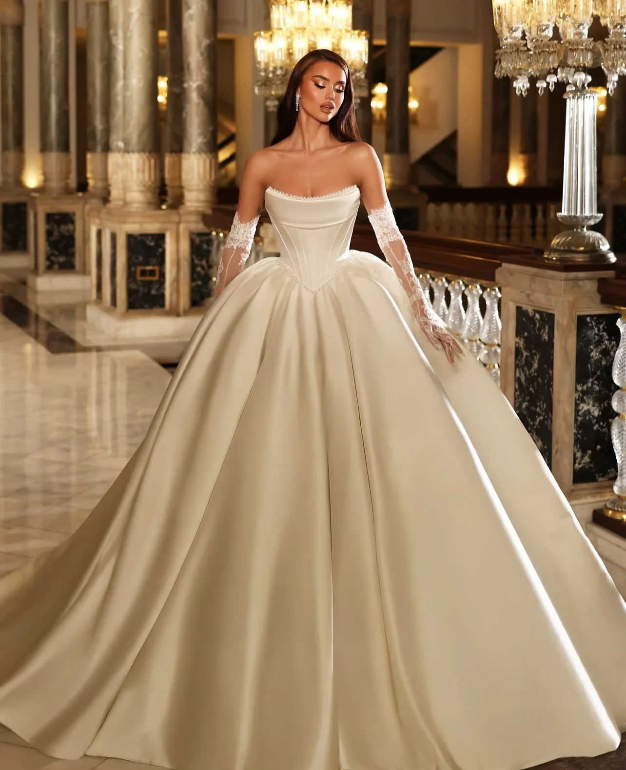 

Customized Ball Gowns Princess Wedding Dresses Satin Pearl Bride Dresses Corset Vestido de novia 2025 Scoop Satin Wedding Gowns