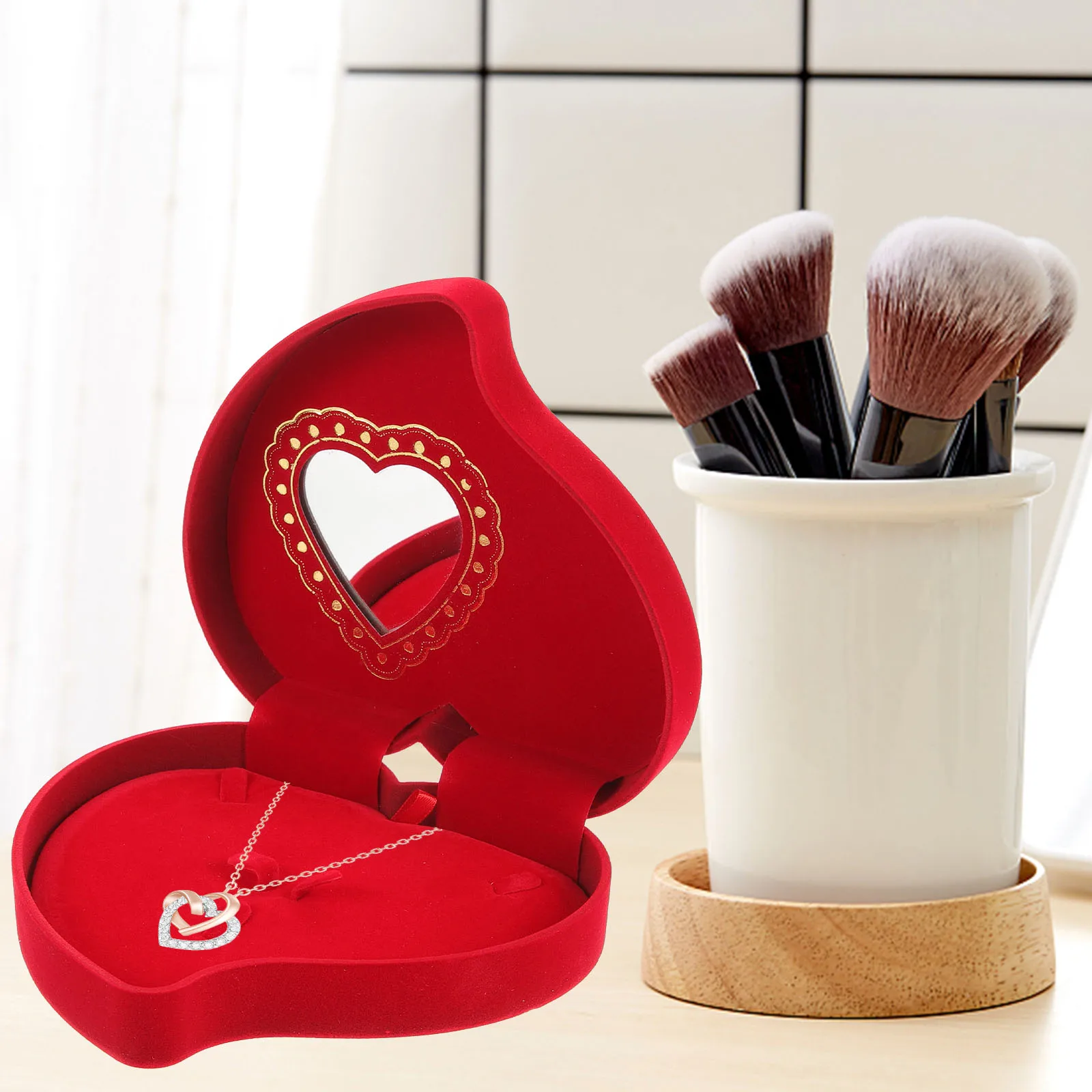 

Red Heart Shaped Jewelry Box for Necklace Earring Brooch Belt Buckle Bracelet Storage Display Case Flannel Gift Present