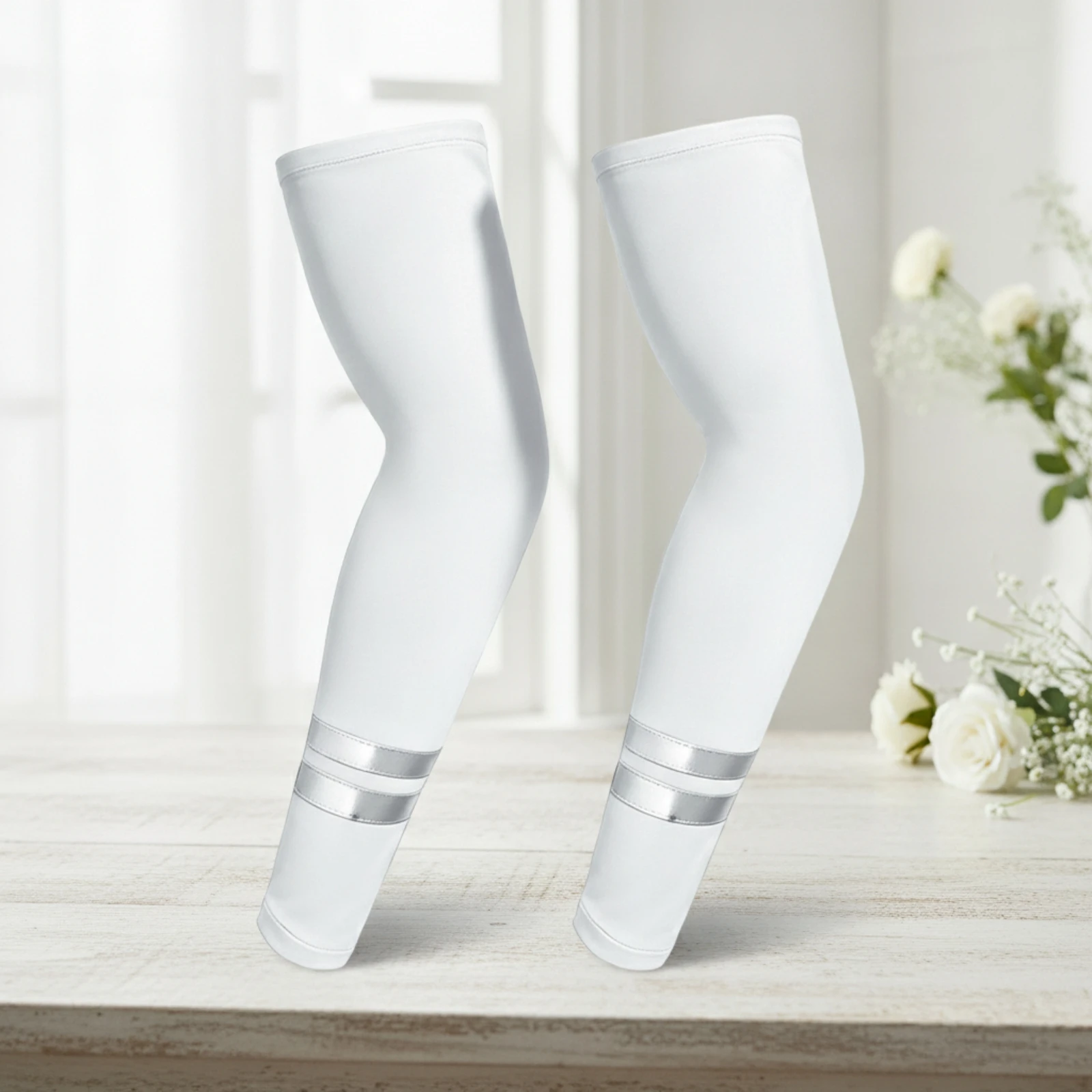 Arm Sleeves with Reflective Detailing Ice-Silk Sun Protection Arm Sleeves Stretchy for Cyclists, Cycling, Running