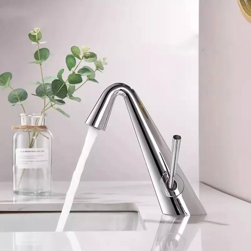 Bathroom Basin Faucet Sink Mixer Single Lever Cold And Hot Water Mixer Sink Tap White Deck Mounted  Black Tap New Arrival