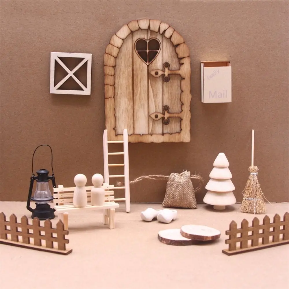 Christmas Accesories String Hat DollHouse Elf Kit Wreath Mini Tree Fairy House Simulation Scene Model Miniature Elf Door