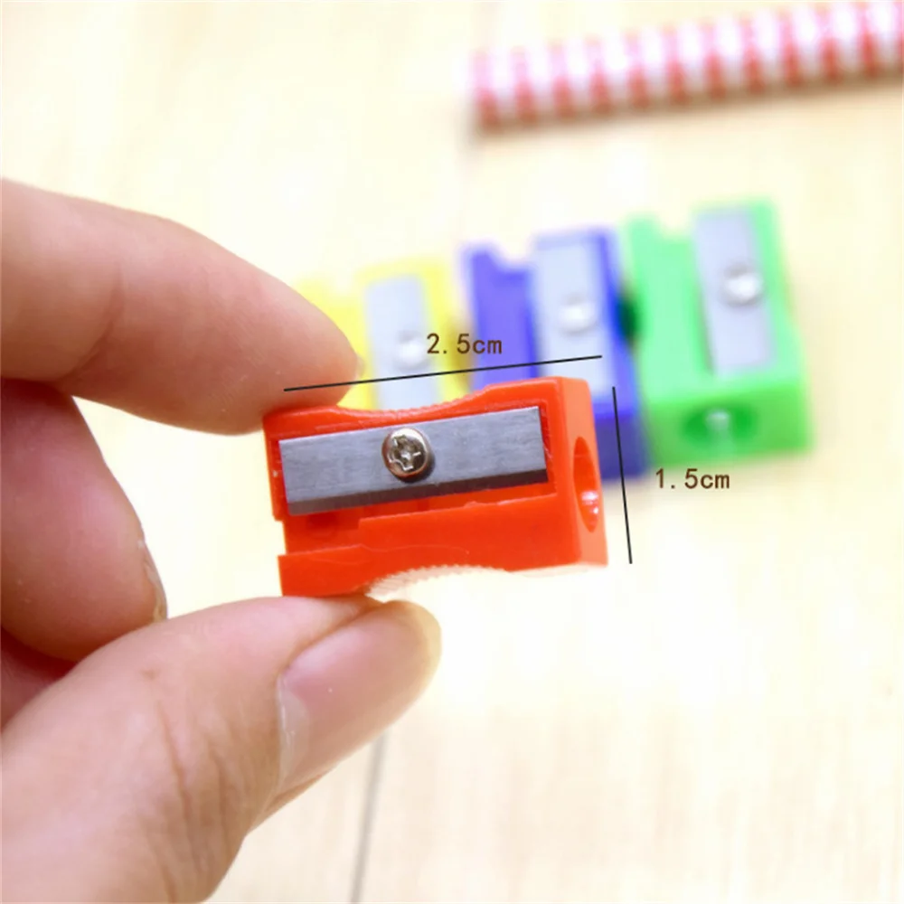 Random Color Portable Mini Single-hole Plastic Pencil Sharpener Manual Pencil Sharpener Student Stationery School Supplies