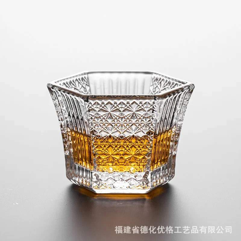 Japan Ishizuka Nizu Light Hexagonal Crystal Glass Tea Cup Tea Cup Whiskey Sake Cup Single Master Cup
